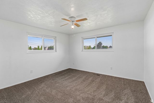 2668 W HORSESHOE CIR, South Jordan, UT 84095