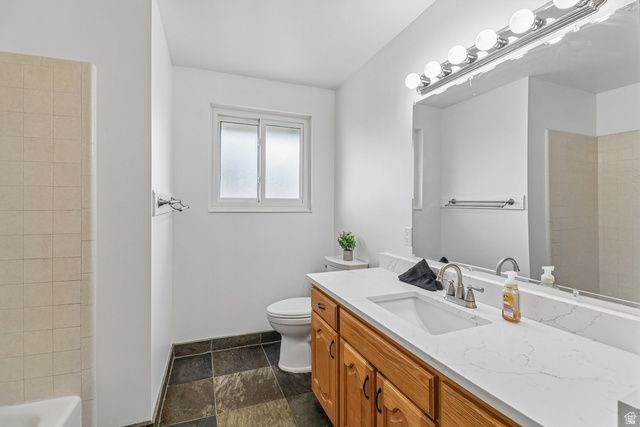 2668 W HORSESHOE CIR, South Jordan, UT 84095
