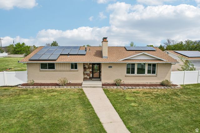 2668 W HORSESHOE CIR, South Jordan, UT 84095
