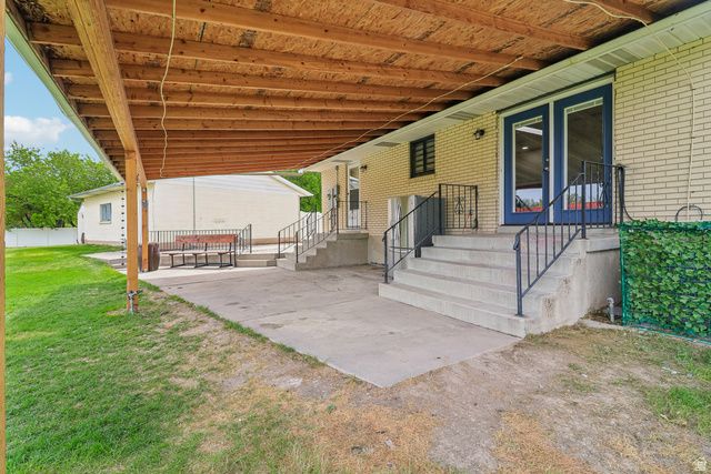 2668 W HORSESHOE CIR, South Jordan, UT 84095