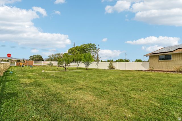 2668 W HORSESHOE CIR, South Jordan, UT 84095