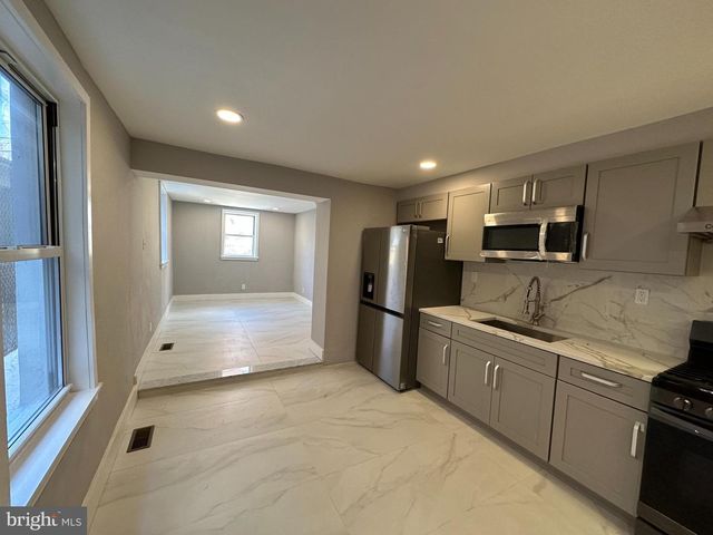 1512 N 4TH ST, Philadelphia, PA 19122