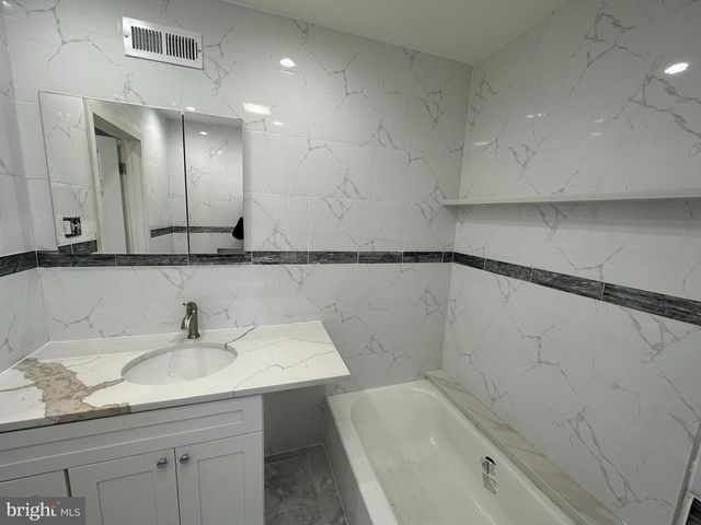 1512 N 4TH ST, Philadelphia, PA 19122