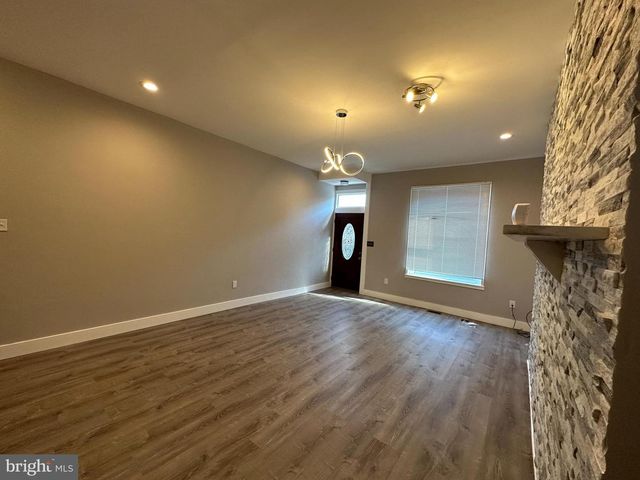 1512 N 4TH ST, Philadelphia, PA 19122