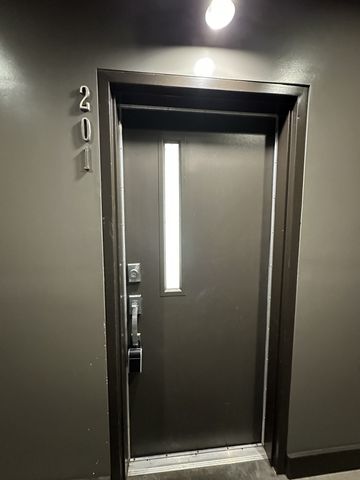 1900 Eastland Ave Ste 201, Nashville, TN 37206