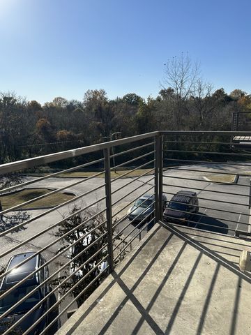 1900 Eastland Ave Ste 201, Nashville, TN 37206