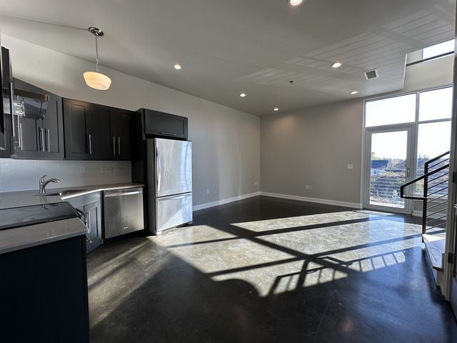 1900 Eastland Ave Ste 201, Nashville, TN 37206