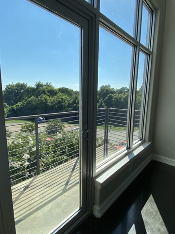 1900 Eastland Ave Ste 201, Nashville, TN 37206