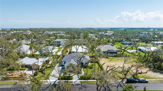 636 Cypress Road, Vero Beach, FL 32963