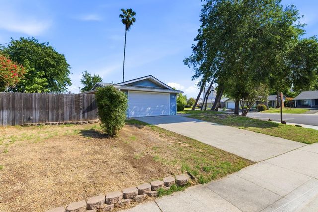 6353 Edgerton Way, Carmichael, CA 95608