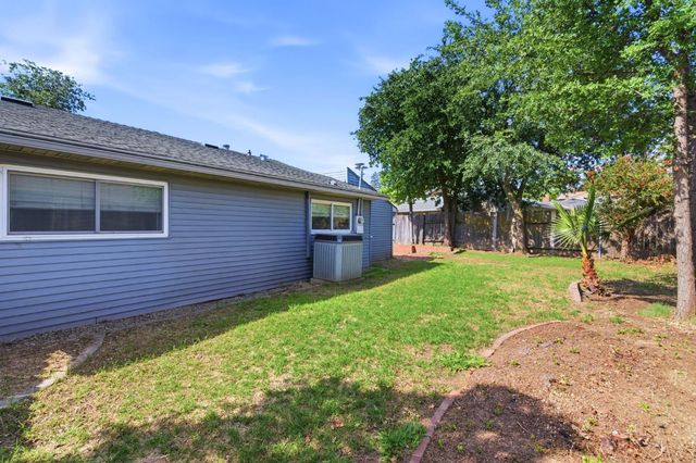 6353 Edgerton Way, Carmichael, CA 95608