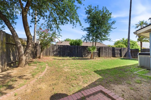 6353 Edgerton Way, Carmichael, CA 95608