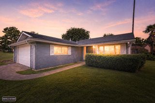 6353 Edgerton Way, Carmichael, CA 95608