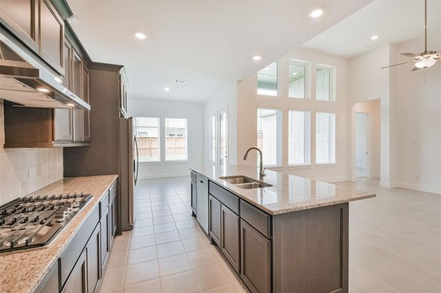 7216 Stillmeadow Grove Drive, Magnolia, TX 77354