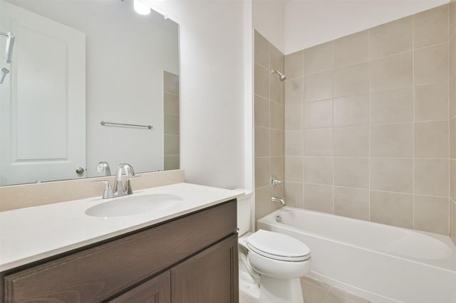 7216 Stillmeadow Grove Drive, Magnolia, TX 77354