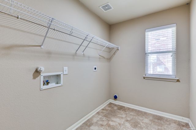 8910 HANOVER FRST, Helotes, TX 78023