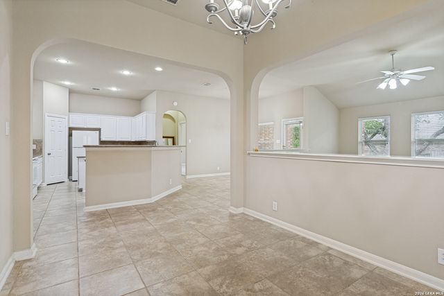 8910 HANOVER FRST, Helotes, TX 78023