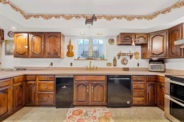 70 Bousquet Road, Lowell, VT 05847