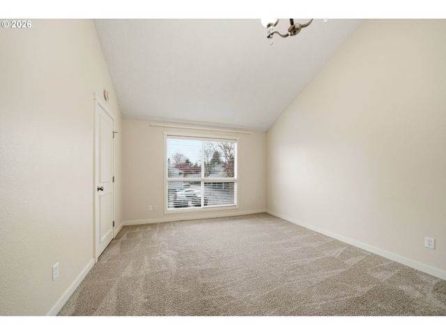 7113 Ne 43RD St F, Vancouver, WA 98661