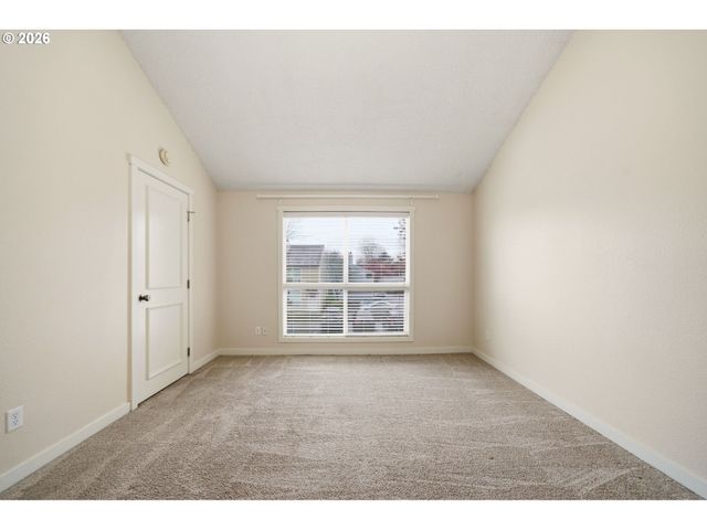 7113 Ne 43RD St F, Vancouver, WA 98661