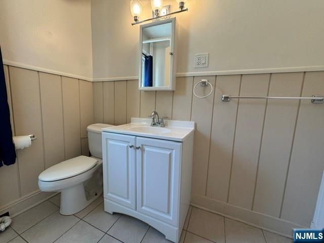 135 Cresskill Avenue, Dumont, NJ 07628