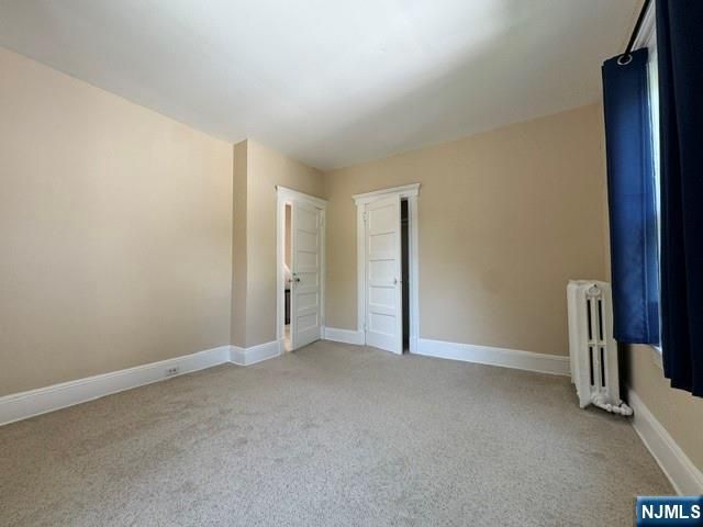 135 Cresskill Avenue, Dumont, NJ 07628