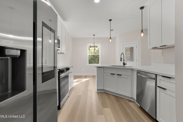 1773 Granhurst Drive, Gautier, MS 39553