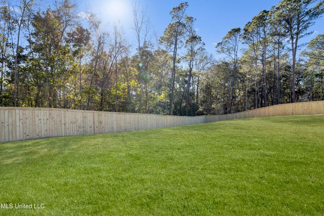 1773 Granhurst Drive, Gautier, MS 39553