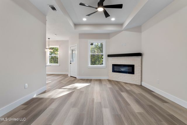 1773 Granhurst Drive, Gautier, MS 39553