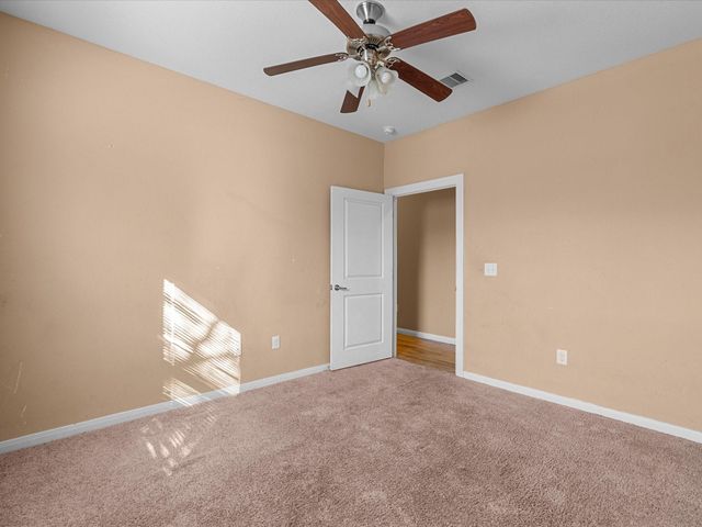 2105 Howell Avenue, La Marque, TX 77568