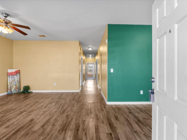 2105 Howell Avenue, La Marque, TX 77568