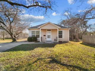 2105 Howell Avenue, La Marque, TX 77568
