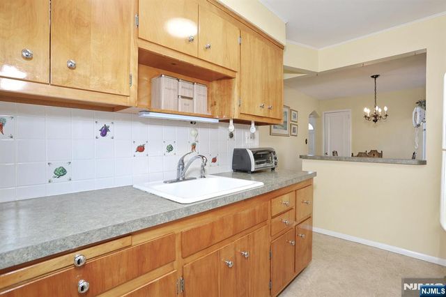 7 Overlook Drive, Dumont, NJ 07628