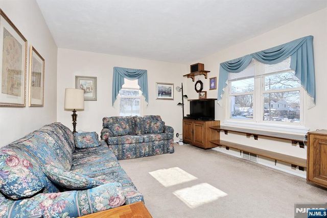 7 Overlook Drive, Dumont, NJ 07628