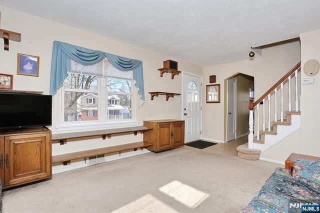 7 Overlook Drive, Dumont, NJ 07628