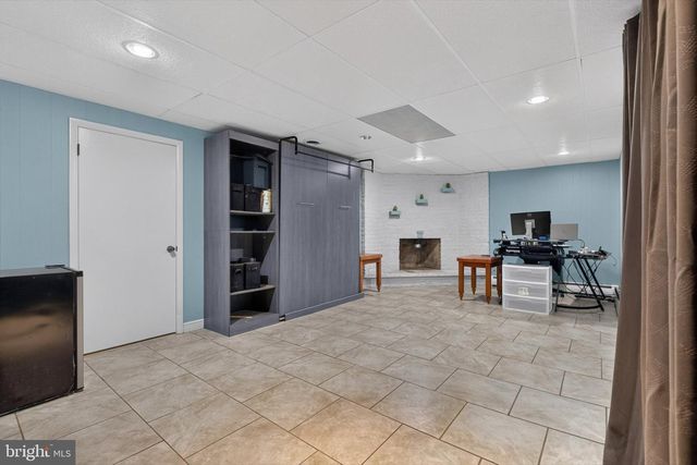 5 MONTICELLO AVE, Spring Grove, PA 17362