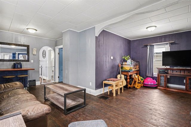 1844 Superior Street, Muskegon, MI 49442