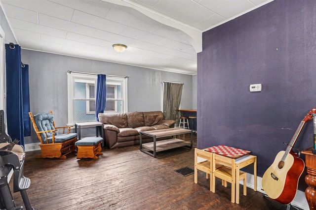 1844 Superior Street, Muskegon, MI 49442