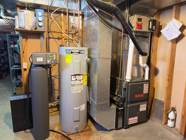 820 3rd Street SE, Elbow Lake, MN 56531