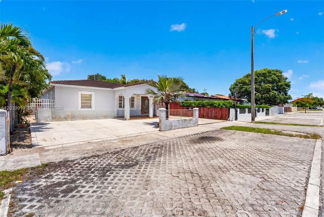 920 NW 35th Ave, Miami, FL 33125
