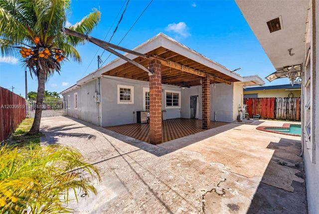 920 NW 35th Ave, Miami, FL 33125