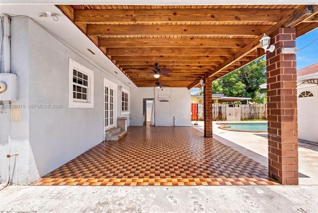 920 NW 35th Ave, Miami, FL 33125