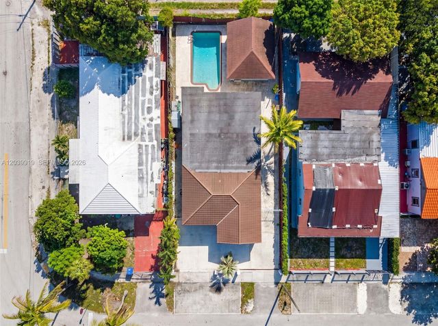 920 NW 35th Ave, Miami, FL 33125