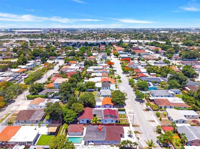 920 NW 35th Ave, Miami, FL 33125