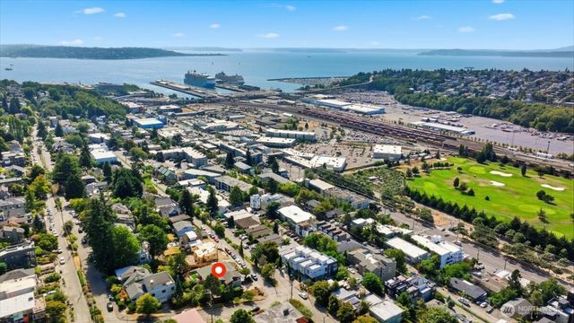 2568 13th Avenue W, Seattle, WA 98119