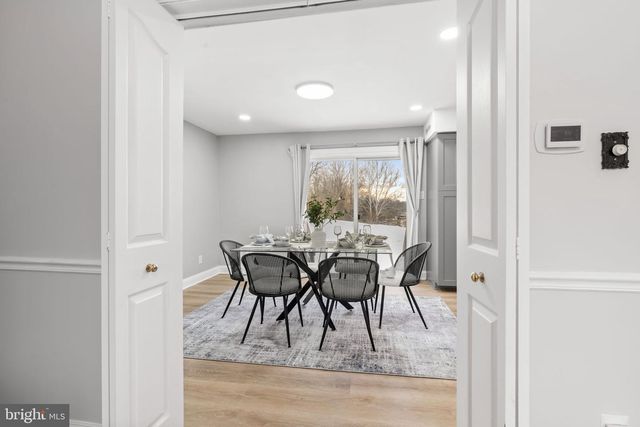 16 AULT CT, Wilmington, DE 19808