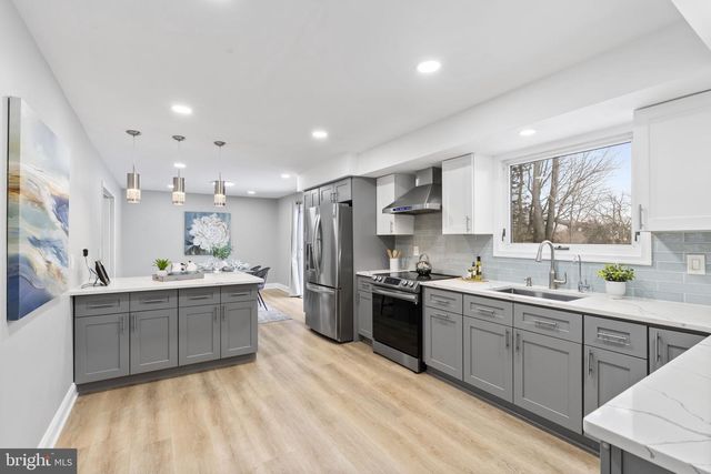 16 AULT CT, Wilmington, DE 19808