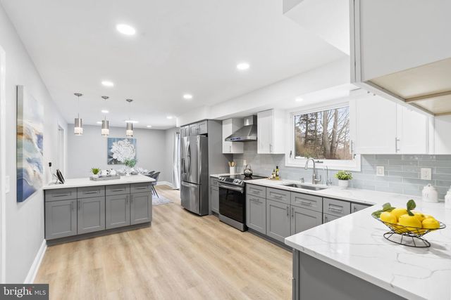 16 AULT CT, Wilmington, DE 19808