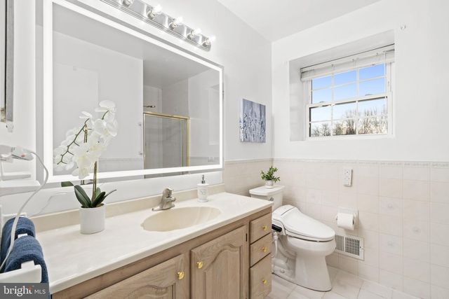 16 AULT CT, Wilmington, DE 19808