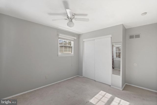 16 AULT CT, Wilmington, DE 19808